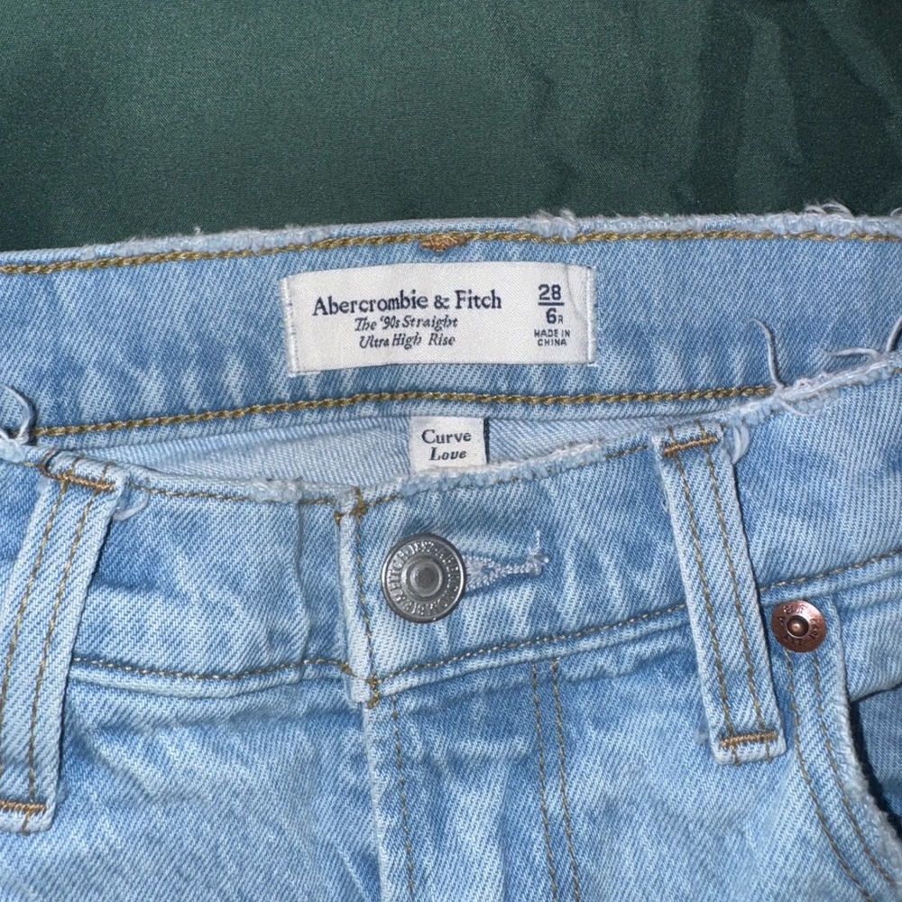 Abercrombie & Fitch Curve Love Blue Jeans